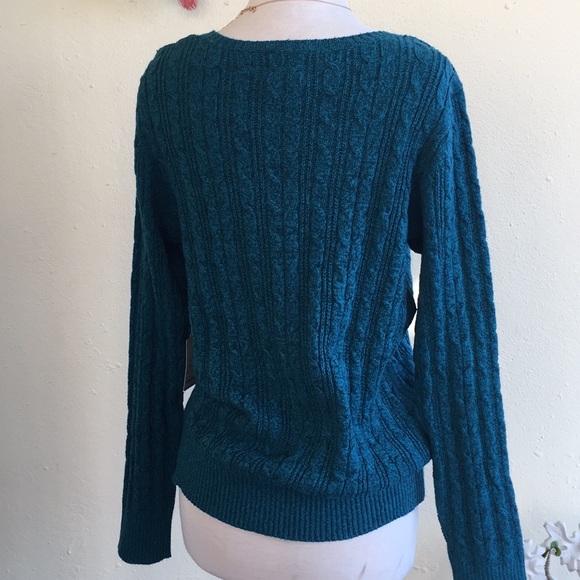 Teal Cable Knit ๐งถ Sweater - Picture 6 of 6